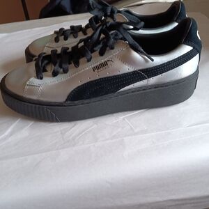 PUMA Metallic Silver Sneakers 9